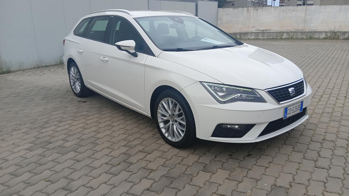 Seat Leon 2.0 TDI 150 CV DSG ST Business 526